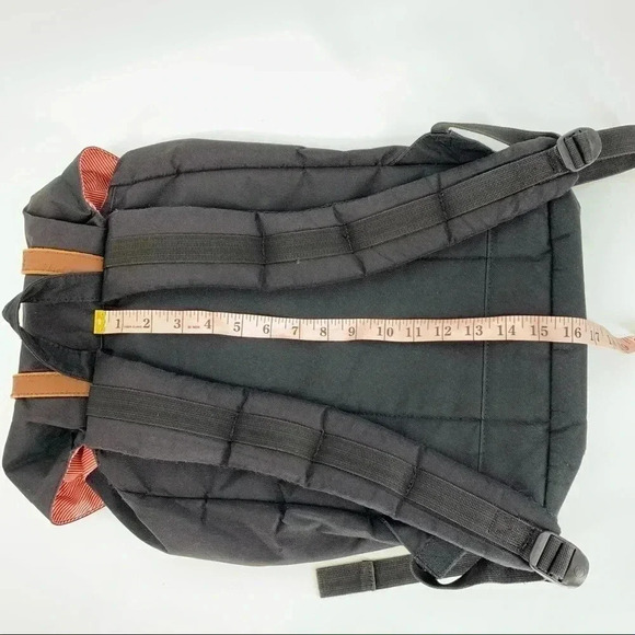 Herschel Little America mid-volume (17L) Backpack - Picture 4 of 9